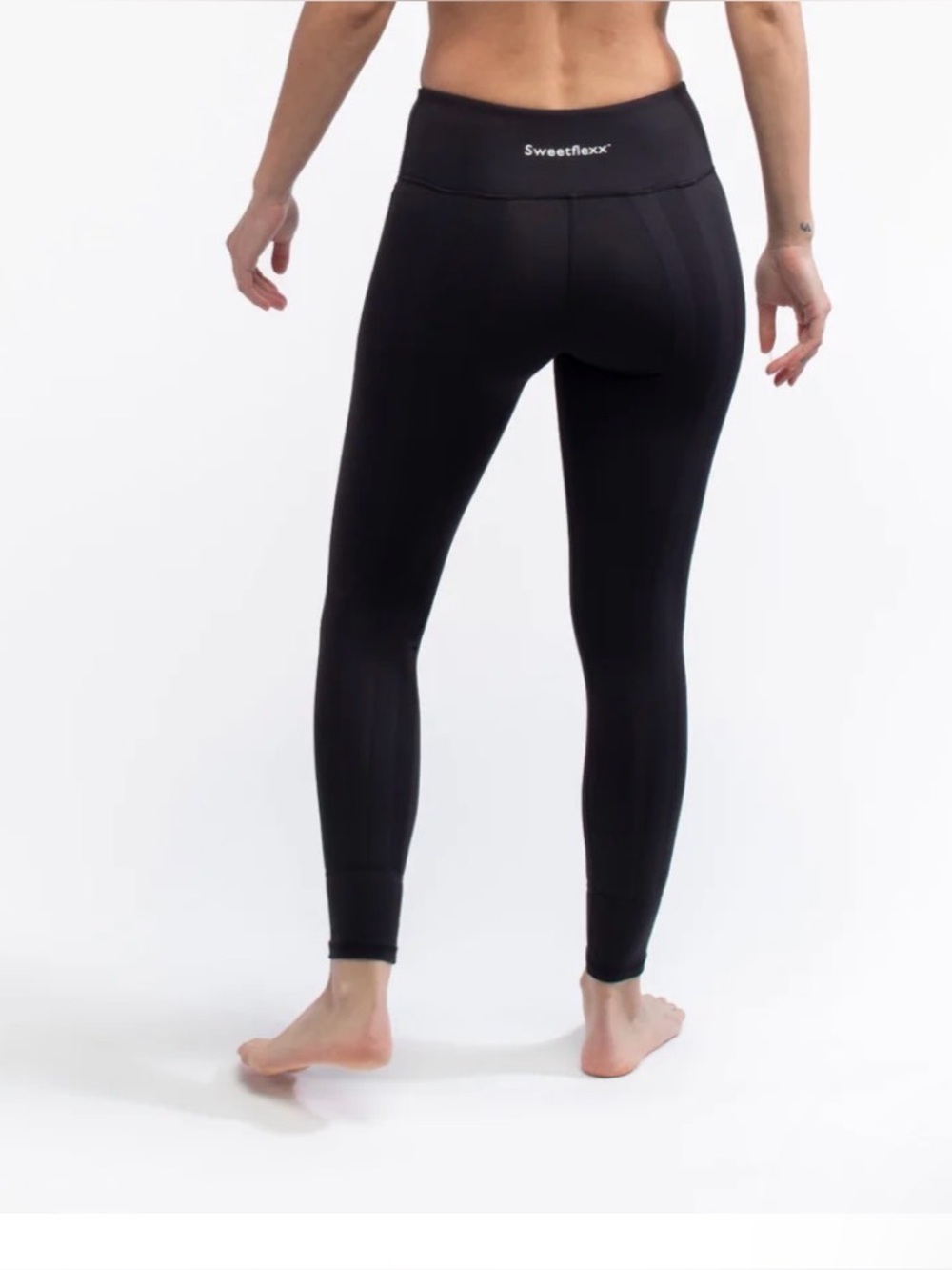 Sweetflexx High-Waist resistance Black Leggings for Women